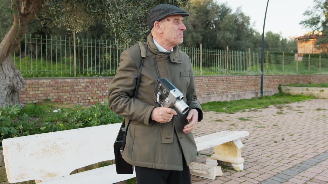 Experienced Videomaker Sets Off with His Camera in Search of Interesting Footage