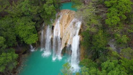 Beautiful-waterfall-in-tropical-Mexican-jungle,-4K-aerial-view