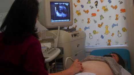 examen de ultrasonido prenatal