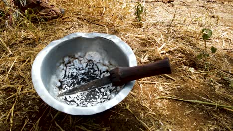 Massai-Gemeinschaftsleute-Schlachten-Ziegen,-Ureinwohner-Schlachten-Ziegen