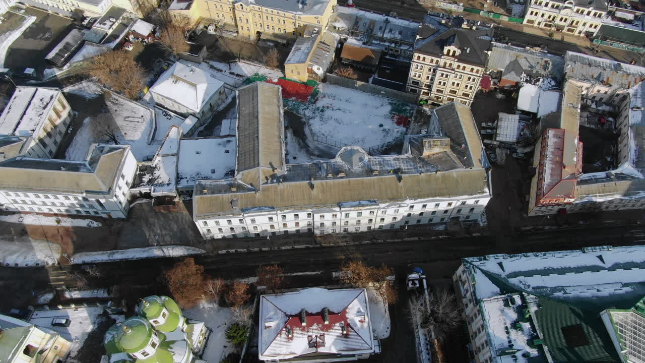 겨울 에 눈 인 도시 의 공중 풍경