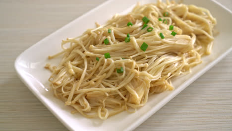 stir-fried golden needle mushroom with butter