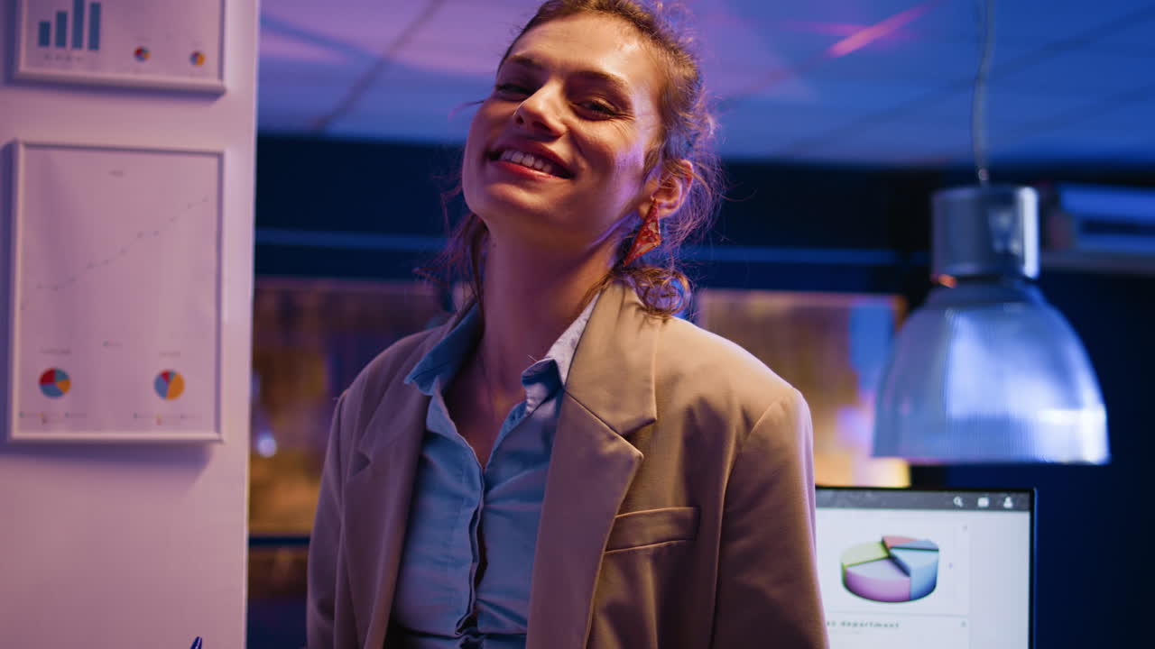 Mujer de negocios en la oficina