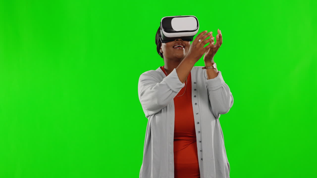 mujer con auriculares vr, pantalla verde