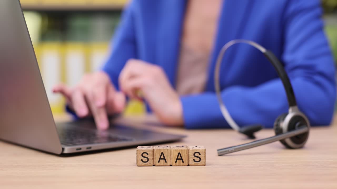 SaaS Customer Service