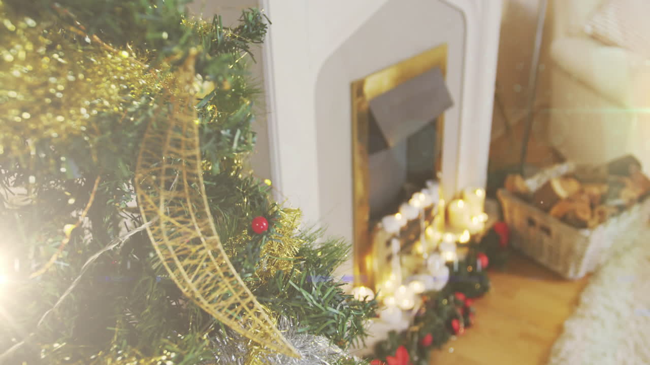 animación de la sala de estar con árbol de navidad decorado y chimenea