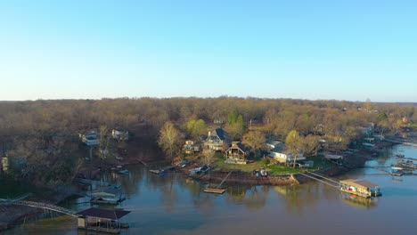 lakefront vacation houses with boat parkingat table rock lake in missouri during autumn