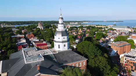 excelente vista aérea de la casa del estado de maryland en annapolis