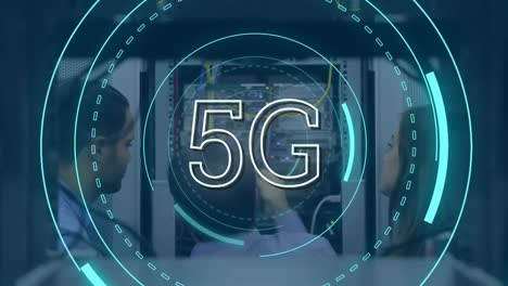 Techniker-Und-Futuristischer-Kreis-Mit-5g