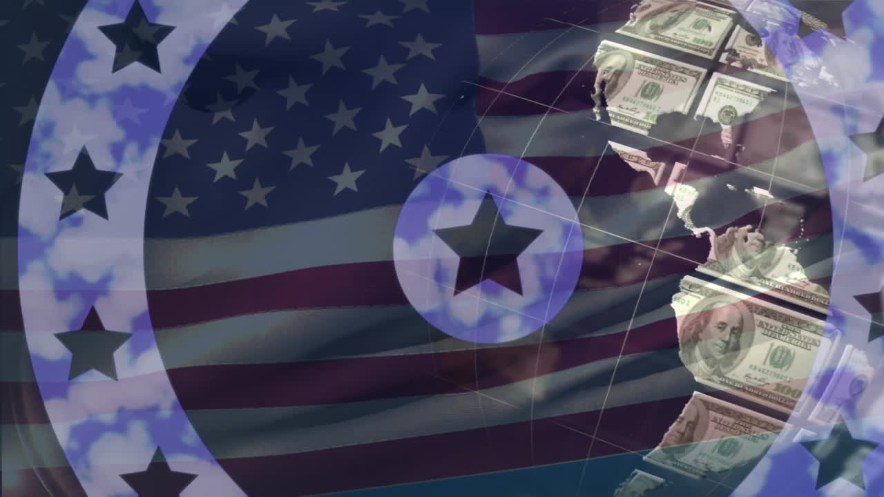 globo hecho de dólares estadounidenses y estrellas en círculos giratorios contra agitarnos bandera