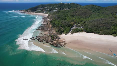 el pintoresco mirador del pescador y el paso cerca de la playa de clarkes en byron shire, nsw, australia
