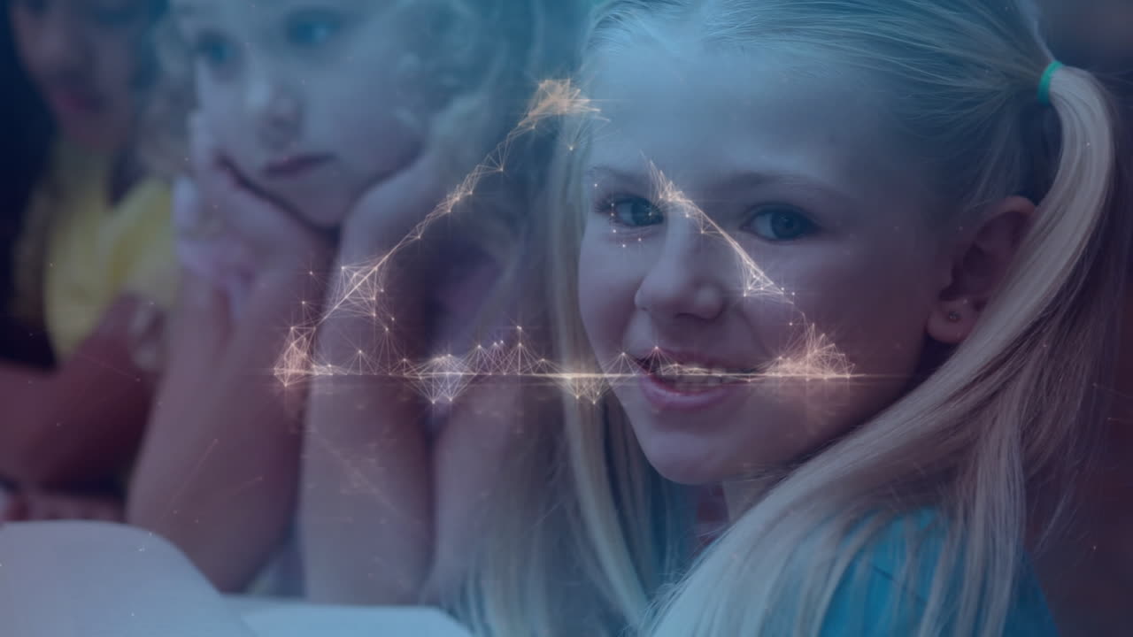 animación de formas sobre diversos escolares aprendiendo en el aula