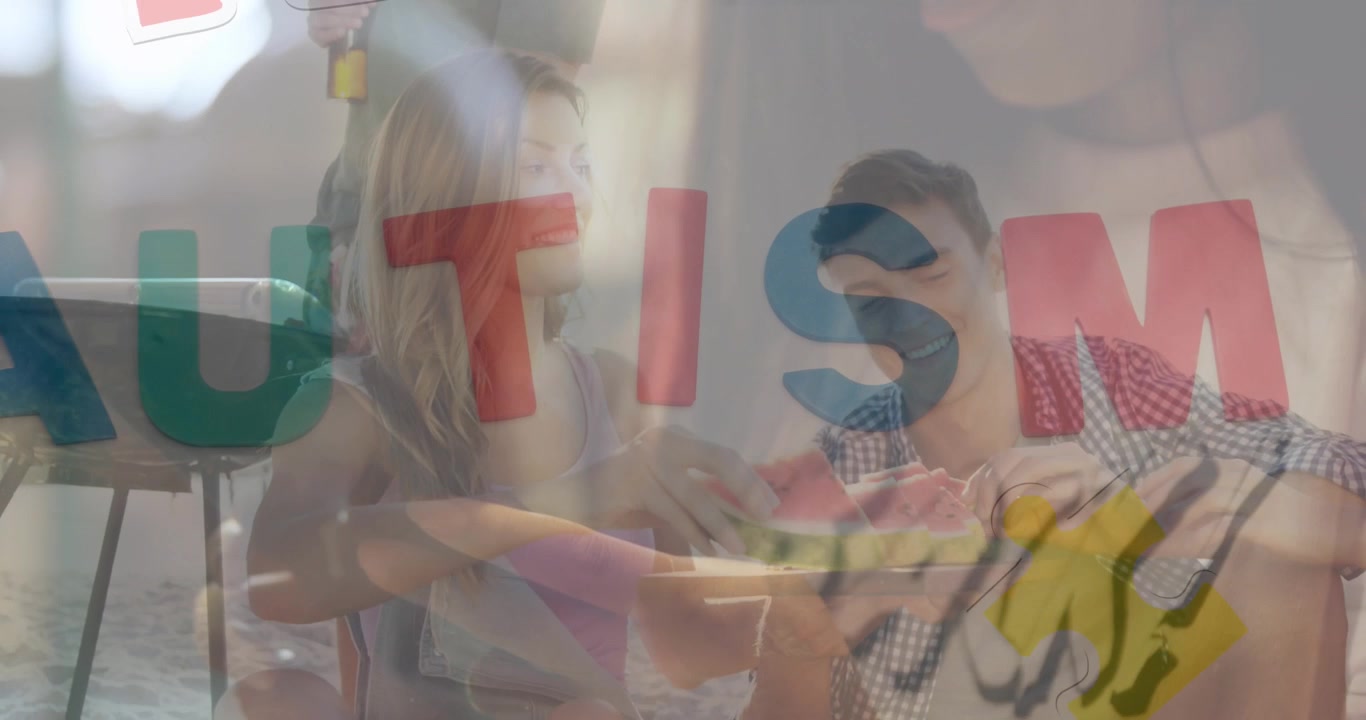 Animación de texto de esperanza y piezas de rompecabezas sobre personas diversas.