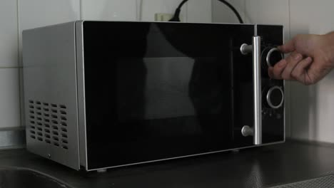 setting wattage on microwave to 350w - wideshot