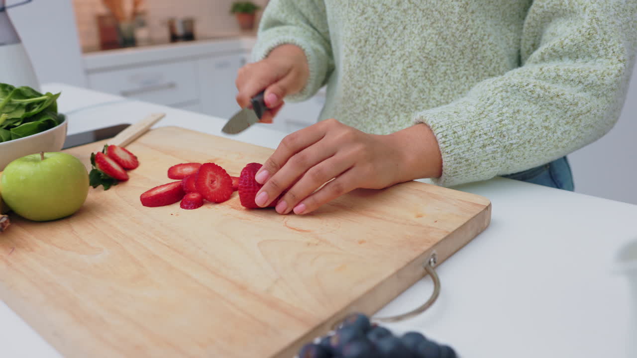 손, 과일 및 다이어트 손에 칼