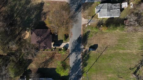 Top-down-aerial-of-houses-in-Southern-USA