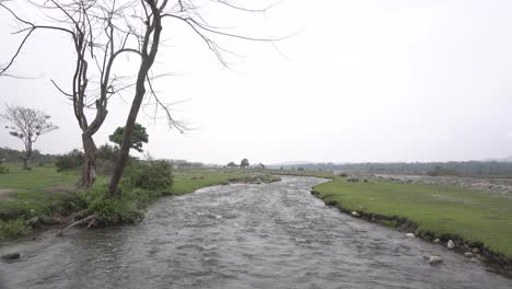 belleza natural de la frontera entre la india y bután o tierras altas