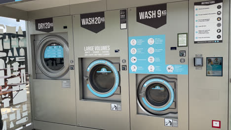 wash me , cothes washed at service stations while you wait and dry