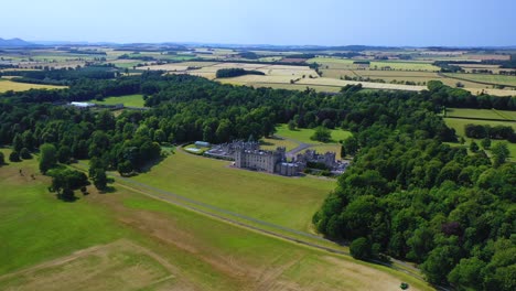 Floors-Castle