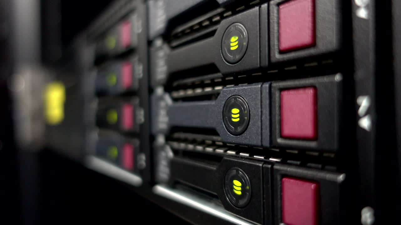 hdd de almacenamiento en la sala del servidor