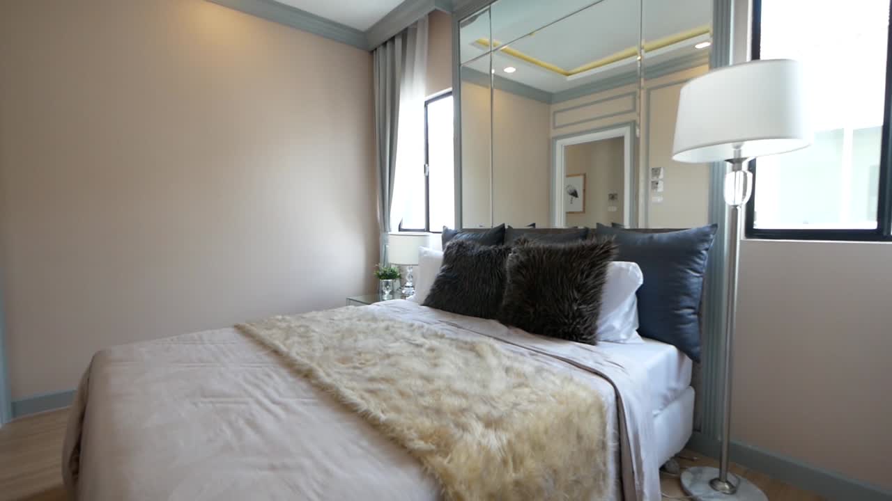 Light and Bright Color Bedroom Decoration With Stylish Furniture