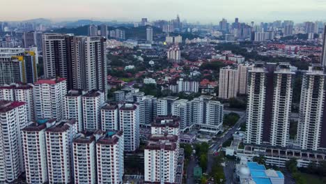 Drone-voew-in-Bukit-Jalil,-Kuala-Lumpur,-Malaysia