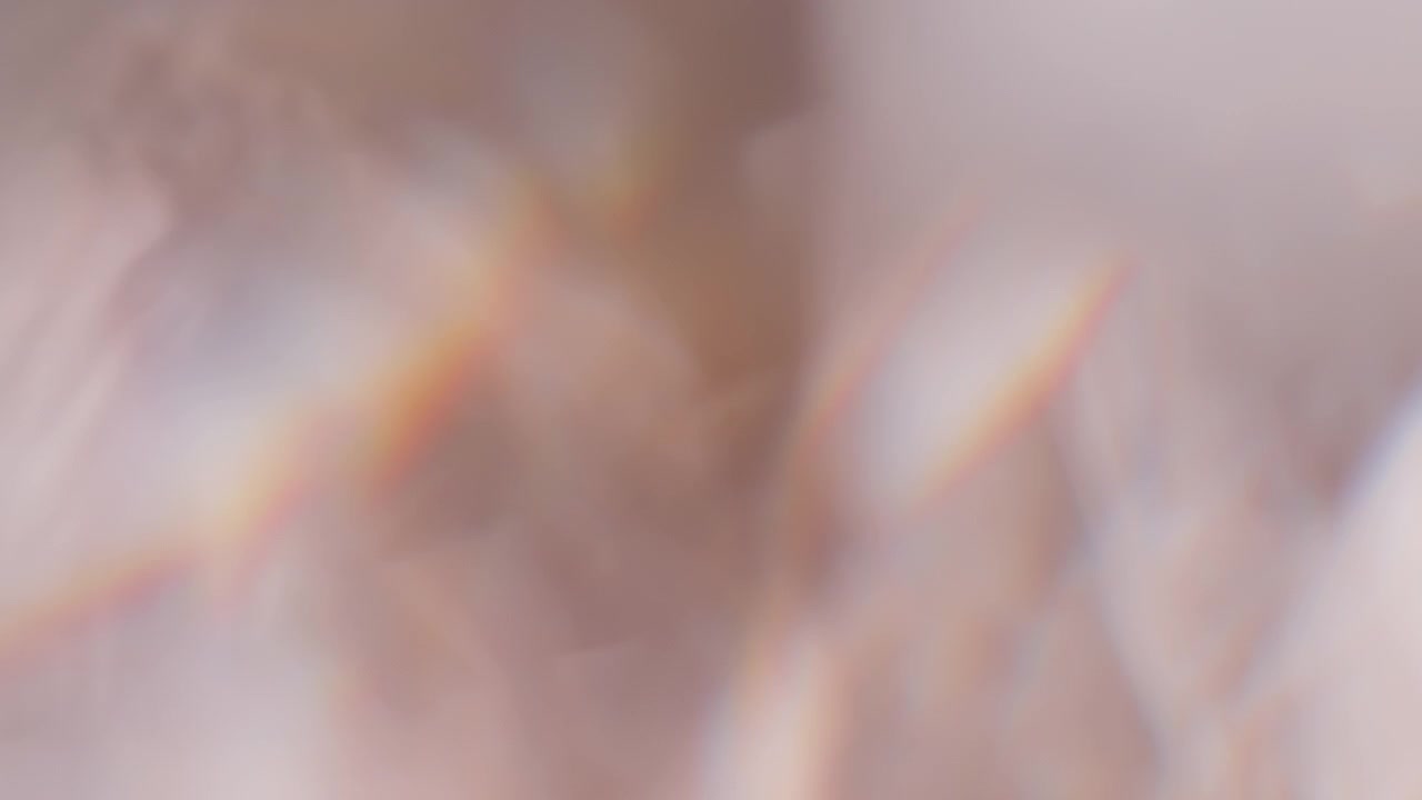 Filmagem de vazamentos de luz multicoloridos em plano de fundo preto, transições e sobreposições de burst de vazamento de reflexo de lente