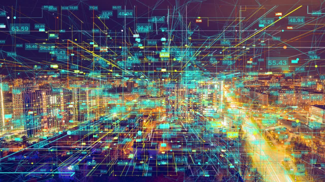 la ciudad inteligente imágenes aéreas de drones hologramas arcos de información que se forman durante la comunicación de red red futurista red y tecnología 5g drone baja luz 4k. bucle de video, lapso de tiempo