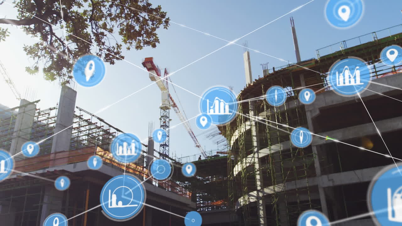 animación de la red de iconos digitales contra el sitio de construcción