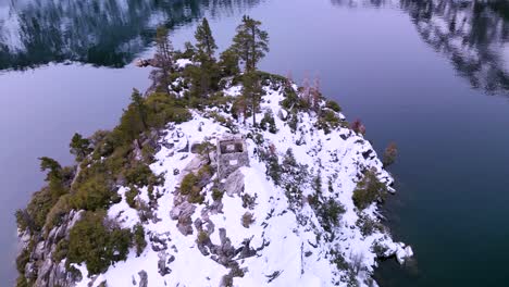 Aerial-view-of-teahouse-on-Fannette-Island,-Lake-Tahoe,-California