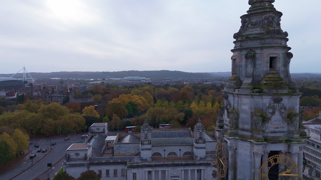 Paesaggio urbano in autunno.