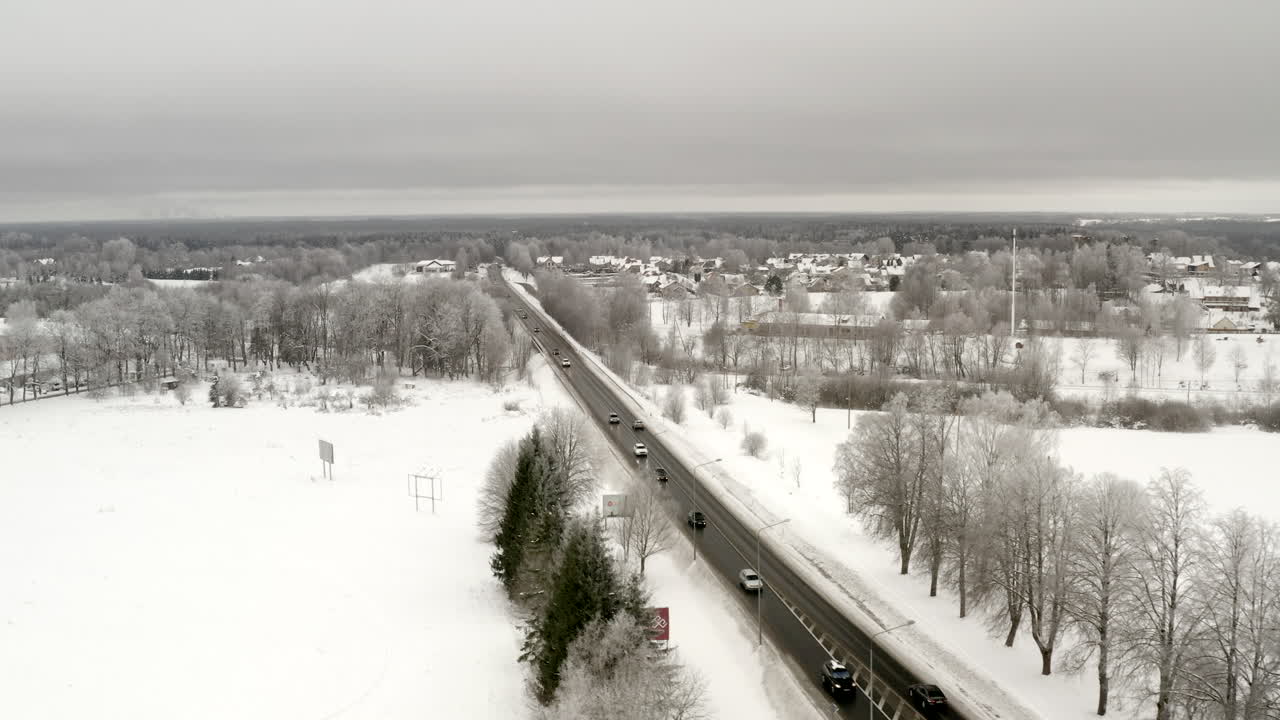 고속도로에서 슬라이딩 슛
