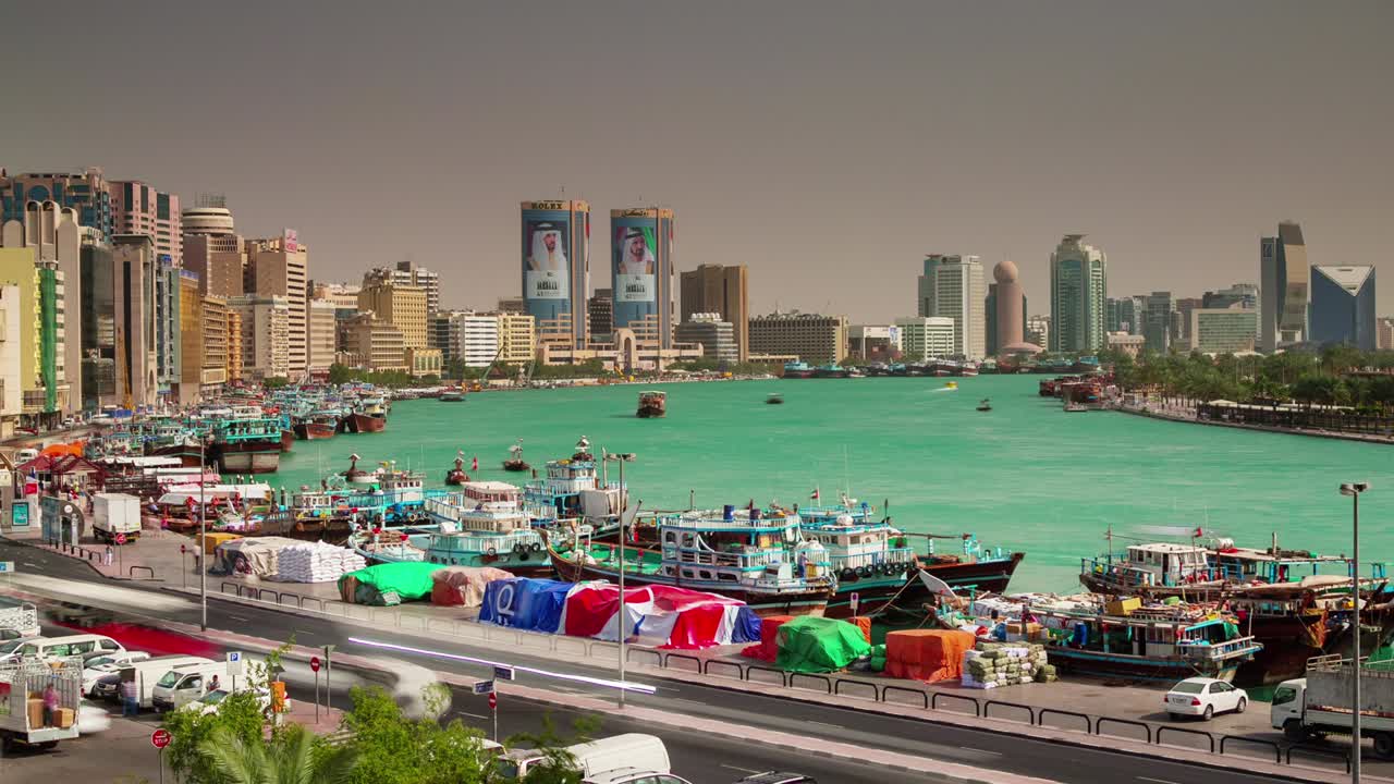 여름빛 두바이 크리크 데라 지붕 탑 파노라마 4k 타임스 아랍에미리트