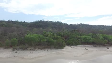 el avión no tripulado playa hermosa costa rica