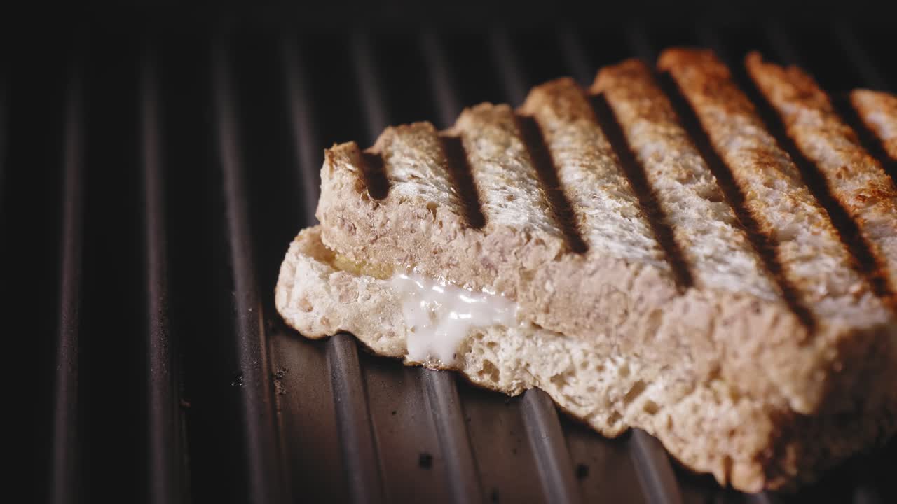Fat Loss Chicken Toast With American Caesar Dressing In A Sandwich Grill Toaster