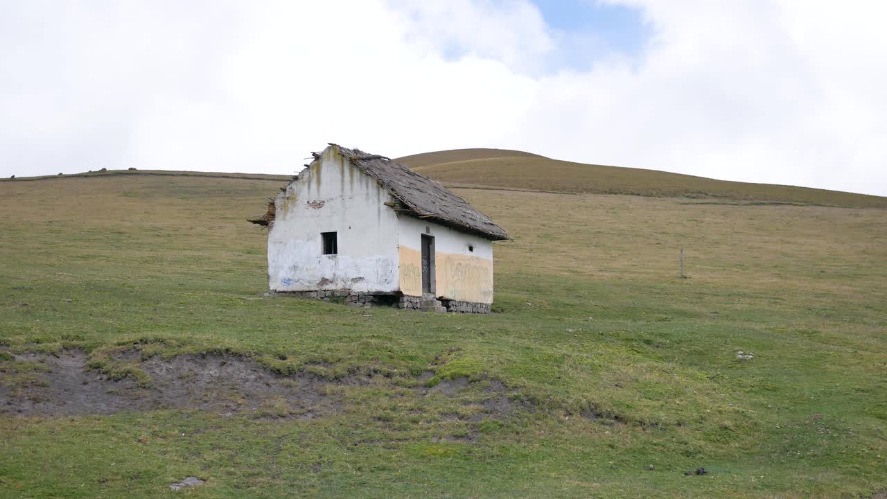 una casa solitaria en las tierras altas