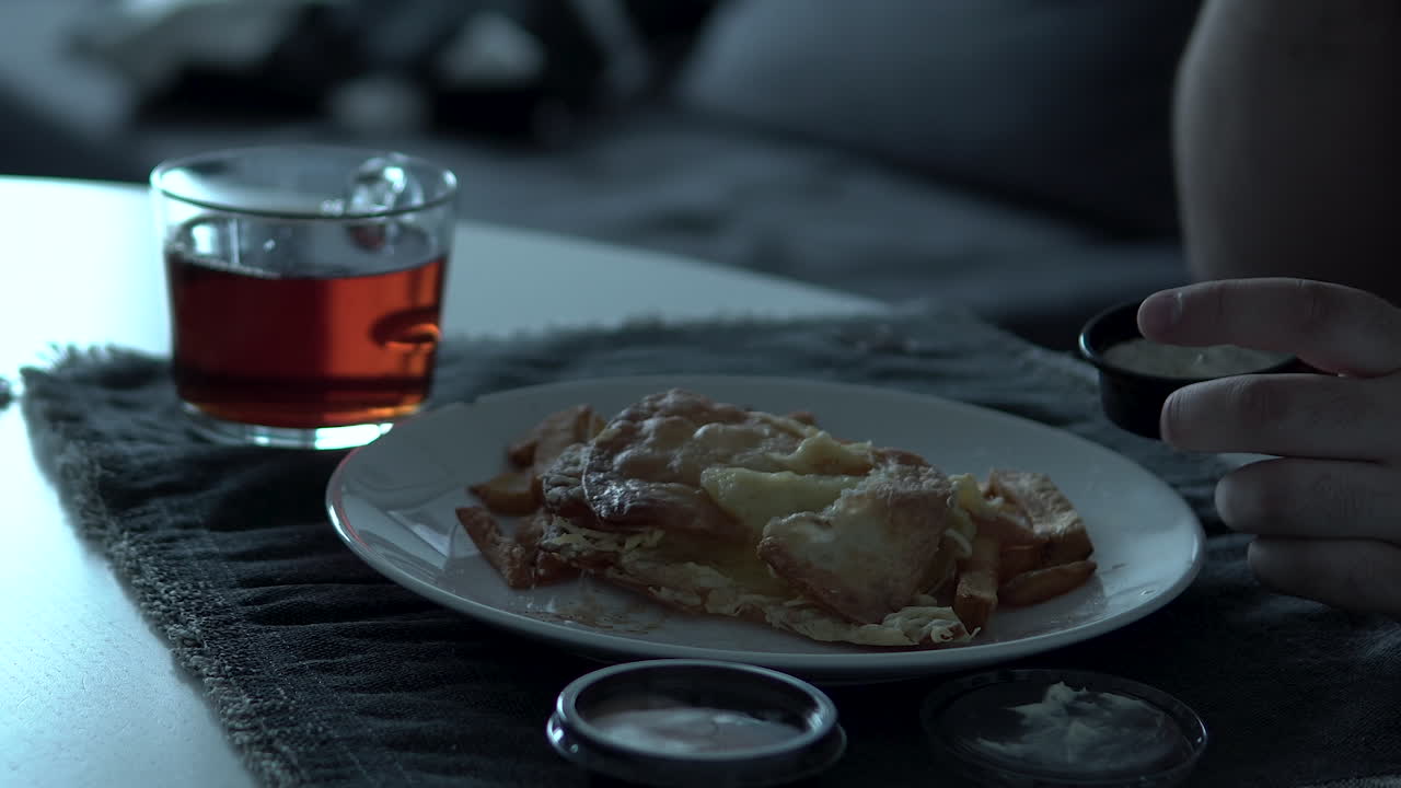 Bad eating habit of nachos and fries in quarantine