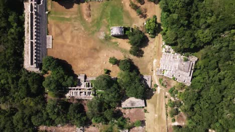 Dizibilchaltun-matan-pyramids-near-merida