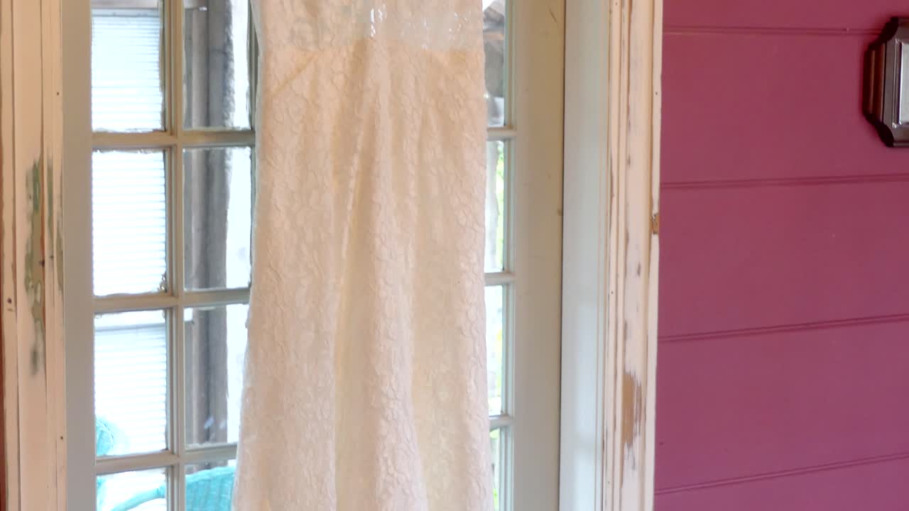 신부의 와이드 샷 - 들러리 웨딩 드레스