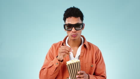 gafas, 3d y hombre con palomitas de maíz en el cine