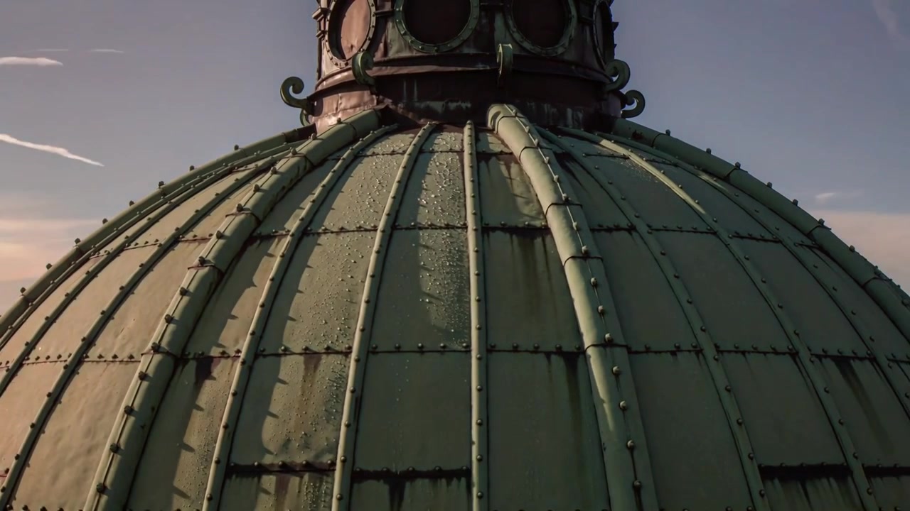 Panoramica della telecamera che rivela una cupola con patina verde dal tetto, mostrando i costoloni rivettati e catturando i dettagli.
