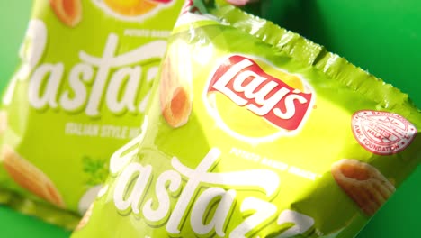 lay's pastaz potato chips bags