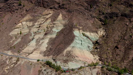 fantástica toma aérea sobre la fuente de los azulejos