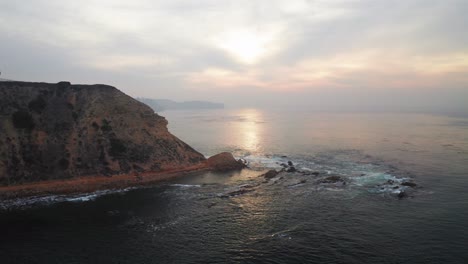 Waves-crashing-off-the-coast-of-California