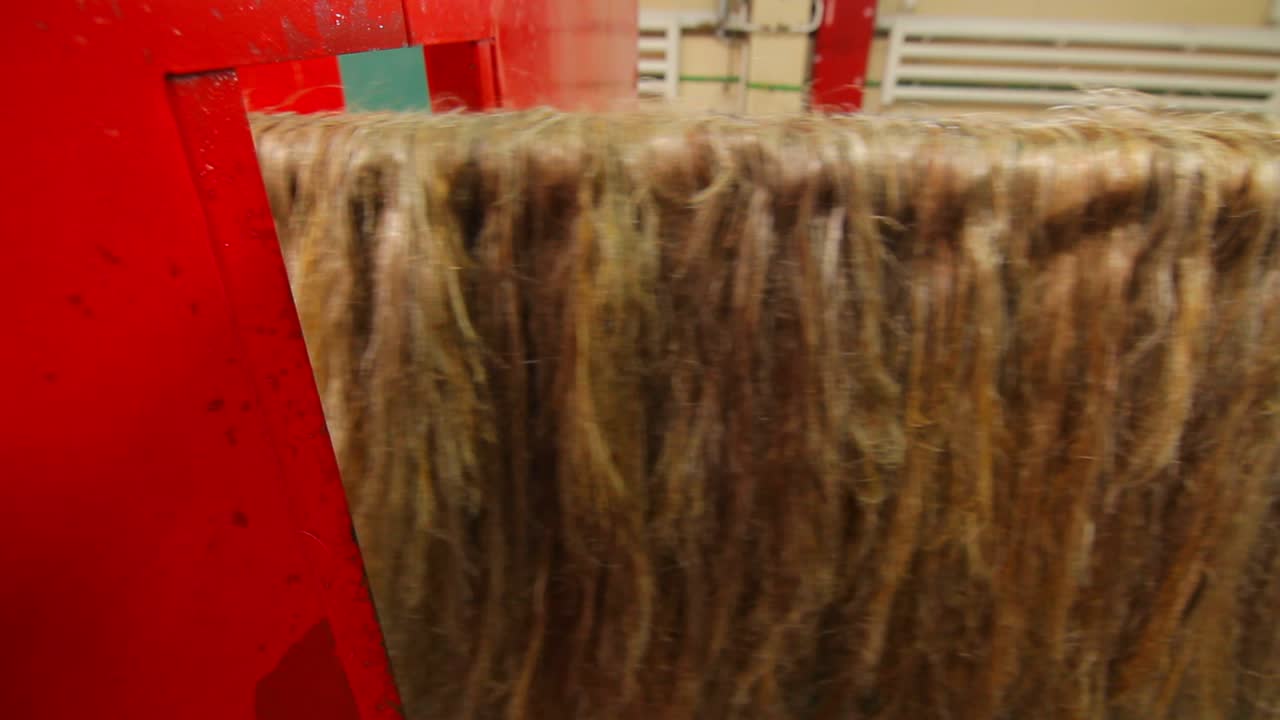 제조 라인에 있는  ⁇ . 공장에서 작동하는 자동화된 기계