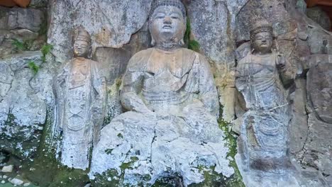 the usuki stone buddhas are a set of sculptures carved into rock during the 12th century in usuki, japan