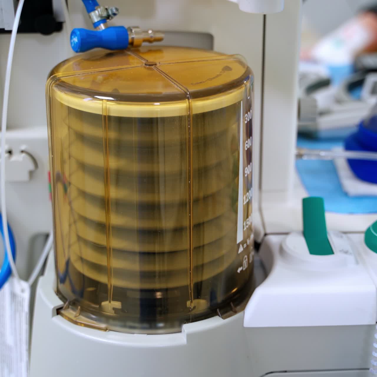 Artificial ventilation apparatus during surgery. Movement of lung motor. COVID-19 and coronavirus identification.