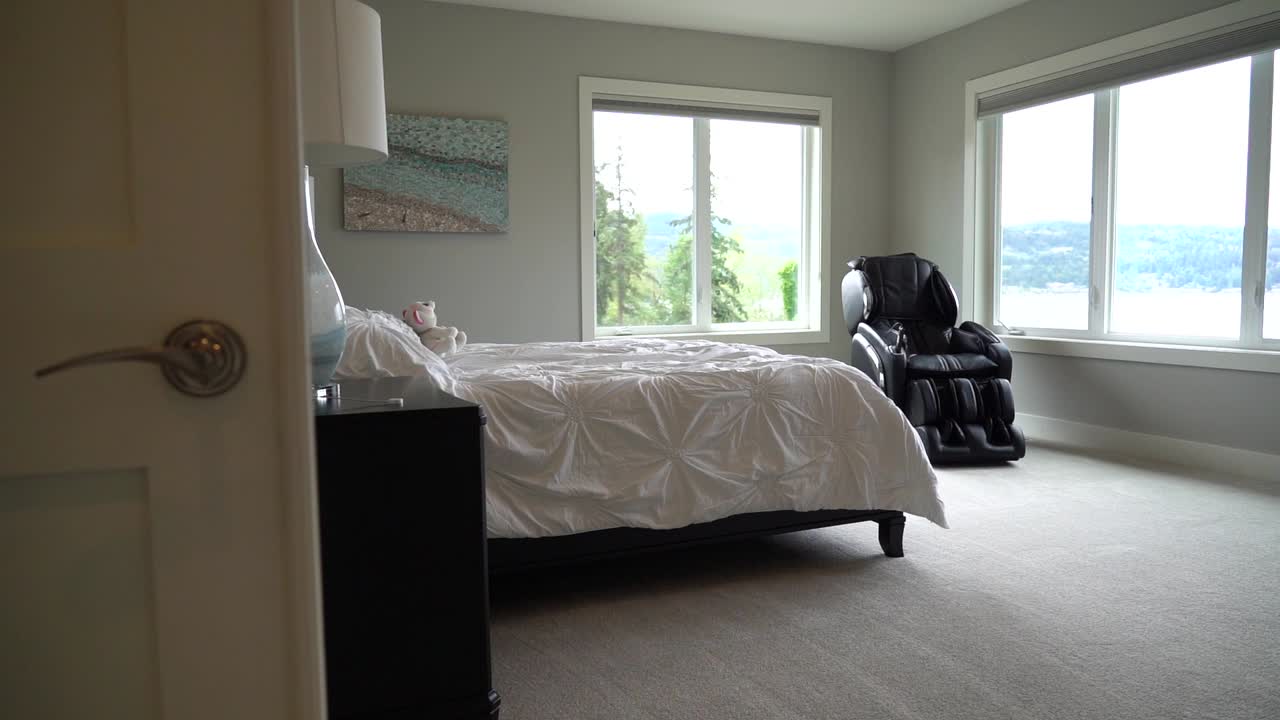 침실과 쉴 수 있는 소파