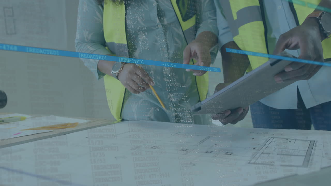 다양한 엔지니어의 데이터 처리의 애니메이션 hi vis vests