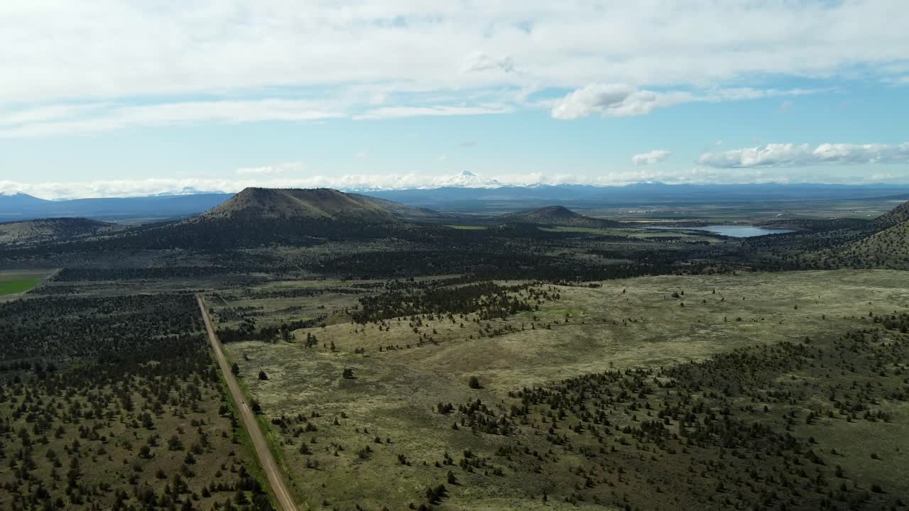 US, Oregon, Madras, , 2025-04-11 - Drone view of Mt Hood, viewed from central Oregon on a very clear spring day.